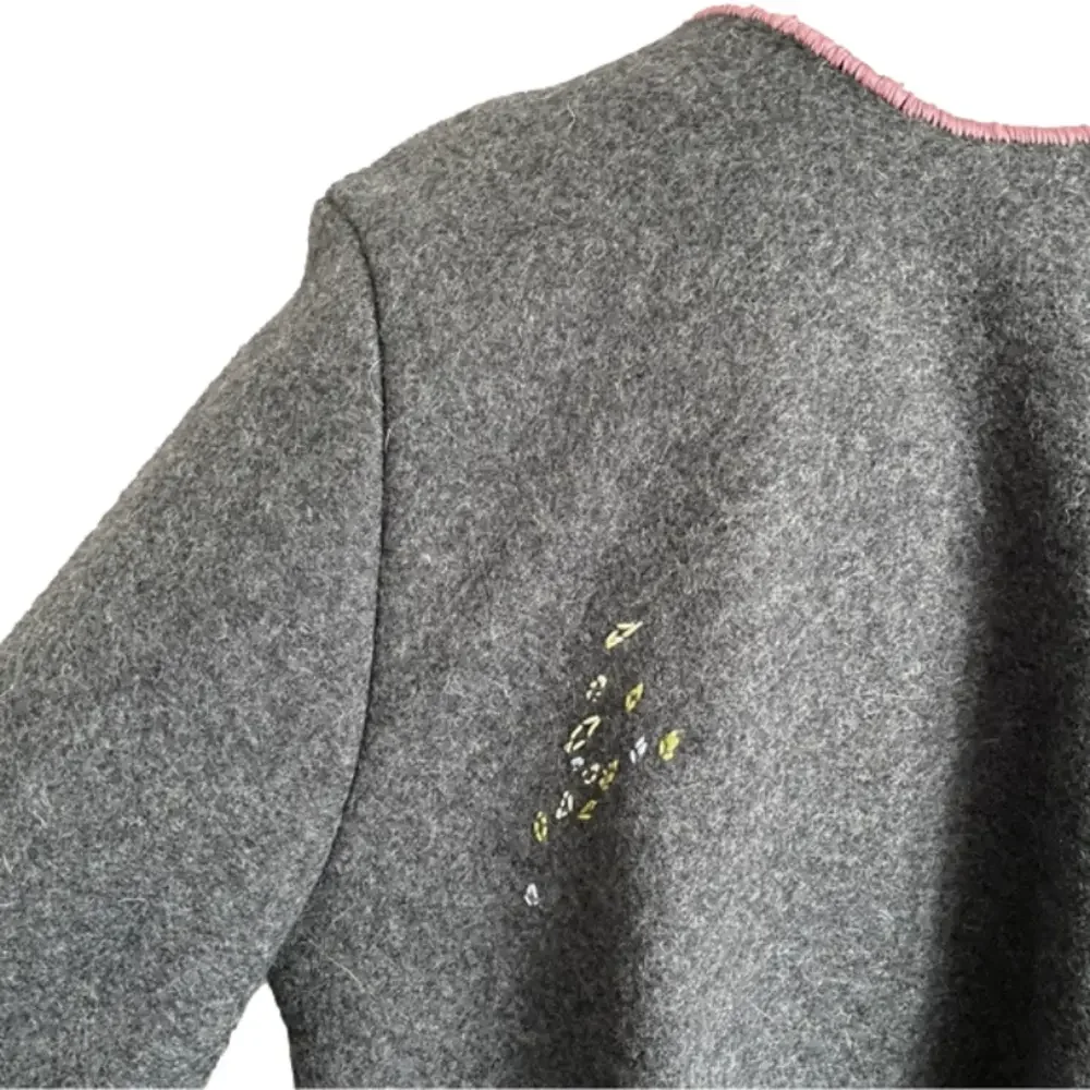 Handmade Gray Wool Elbow Cut-Out Embroidered Mid-Length Coat - 6/8, M, OOAK! - Picture 8 of 14